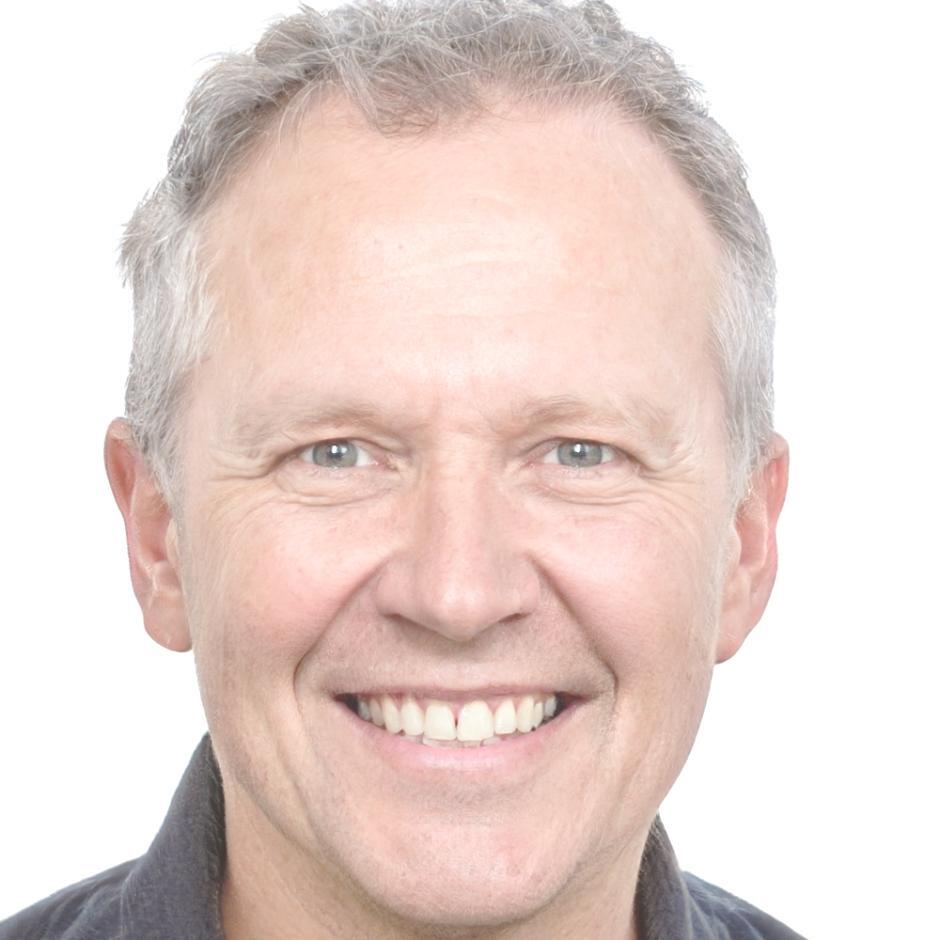 Bowen Hartwell, Chief Financial Analyst